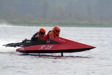 model powerboat racing